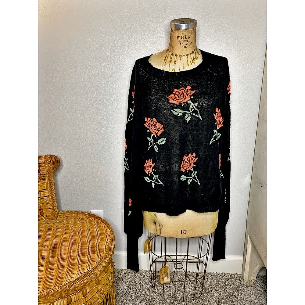 Wildfox rose knit sweater. - h o l d
